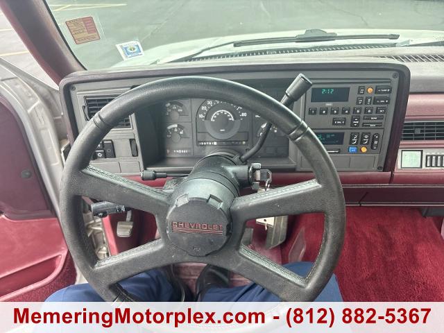 1989 Chevrolet 1/2 Ton Pickups Vehicle Photo in VINCENNES, IN 47591-5519