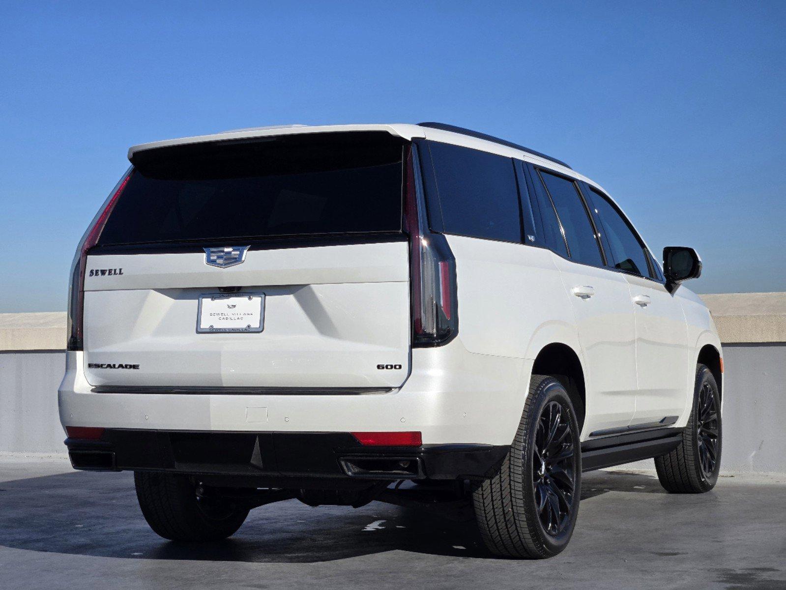 2024 Cadillac Escalade Vehicle Photo in DALLAS, TX 75209-3095