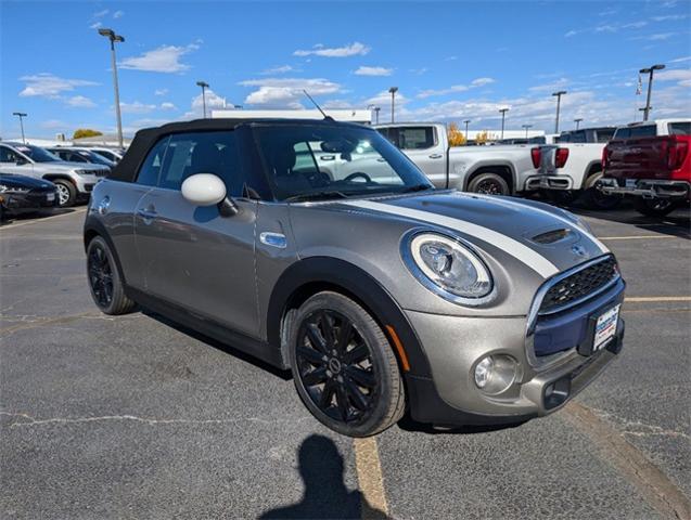 2018 MINI Convertible Vehicle Photo in AURORA, CO 80012-4011