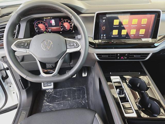 2024 Volkswagen Atlas Vehicle Photo in WEATHERFORD, TX 76087