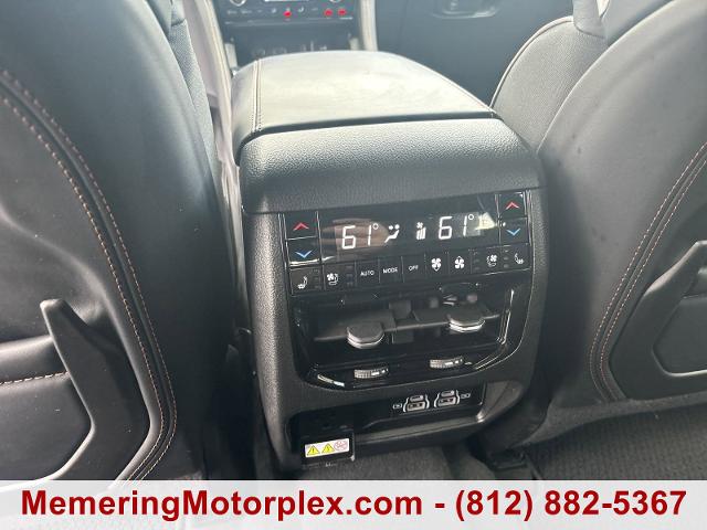 2023 Jeep Grand Cherokee L Vehicle Photo in VINCENNES, IN 47591-5519