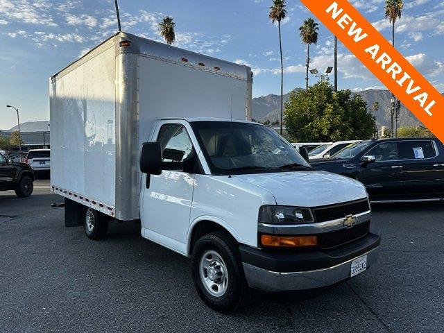 2017 Chevrolet Express Commercial Cutaway Vehicle Photo in PASADENA, CA 91107-3803