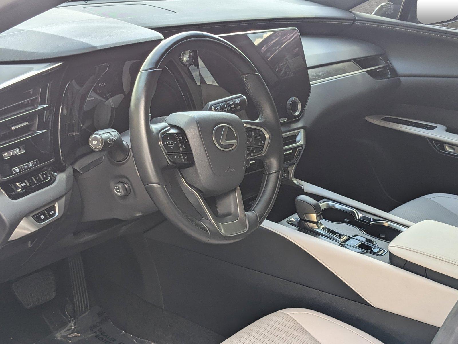 2023 Lexus RX 350 Vehicle Photo in Tampa, FL 33614