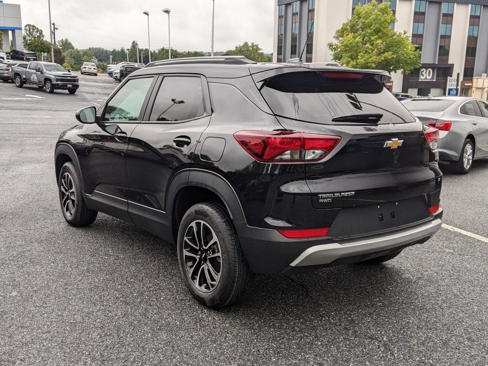 2024 Chevrolet Trailblazer Vehicle Photo in TIMONIUM, MD 21093-2300