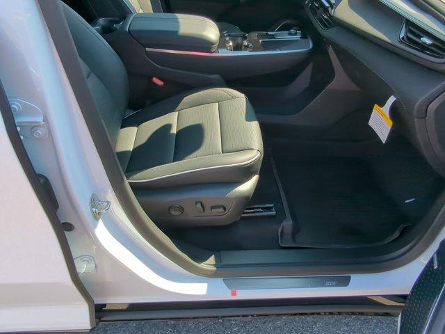 2025 Buick Enclave Vehicle Photo in ALBERTVILLE, AL 35950-0246