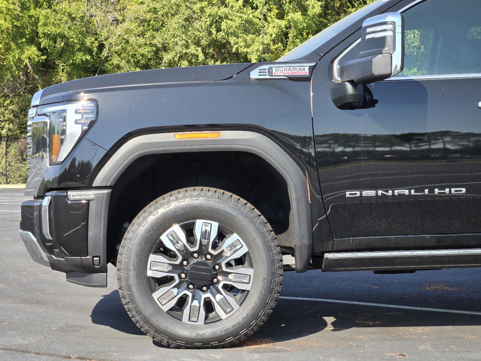 2024 GMC Sierra 2500 HD Vehicle Photo in DALLAS, TX 75209-3016