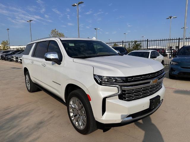 2023 Chevrolet Suburban Vehicle Photo in Grapevine, TX 76051