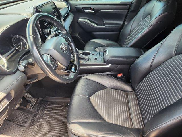 2021 Toyota Highlander Vehicle Photo in SUGAR LAND, TX 77478-0000