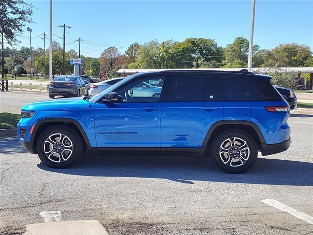 2023 Jeep Grand Cherokee 4xe Vehicle Photo in DENTON, TX 76210-9321