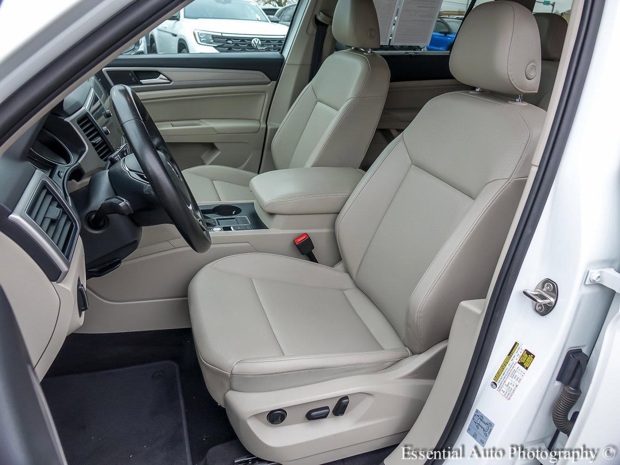 2019 Volkswagen Atlas Vehicle Photo in Saint Charles, IL 60174