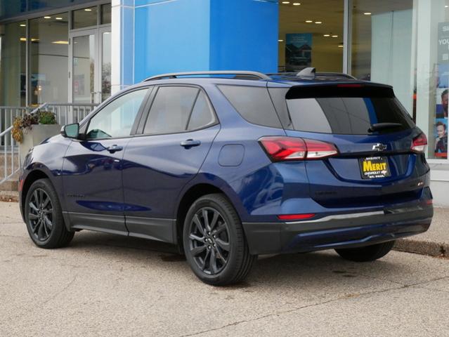 2022 Chevrolet Equinox Vehicle Photo in MAPLEWOOD, MN 55119-4794