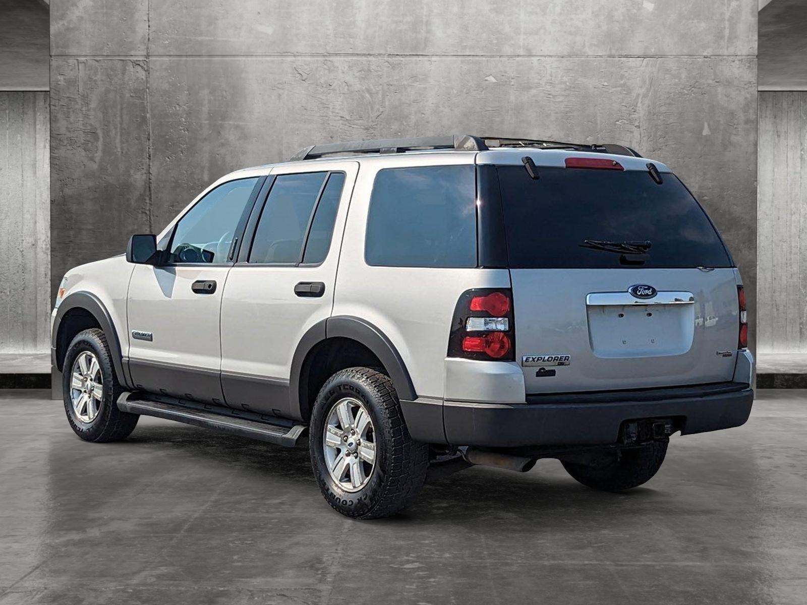 2006 Ford Explorer Vehicle Photo in Spokane Valley, WA 99212