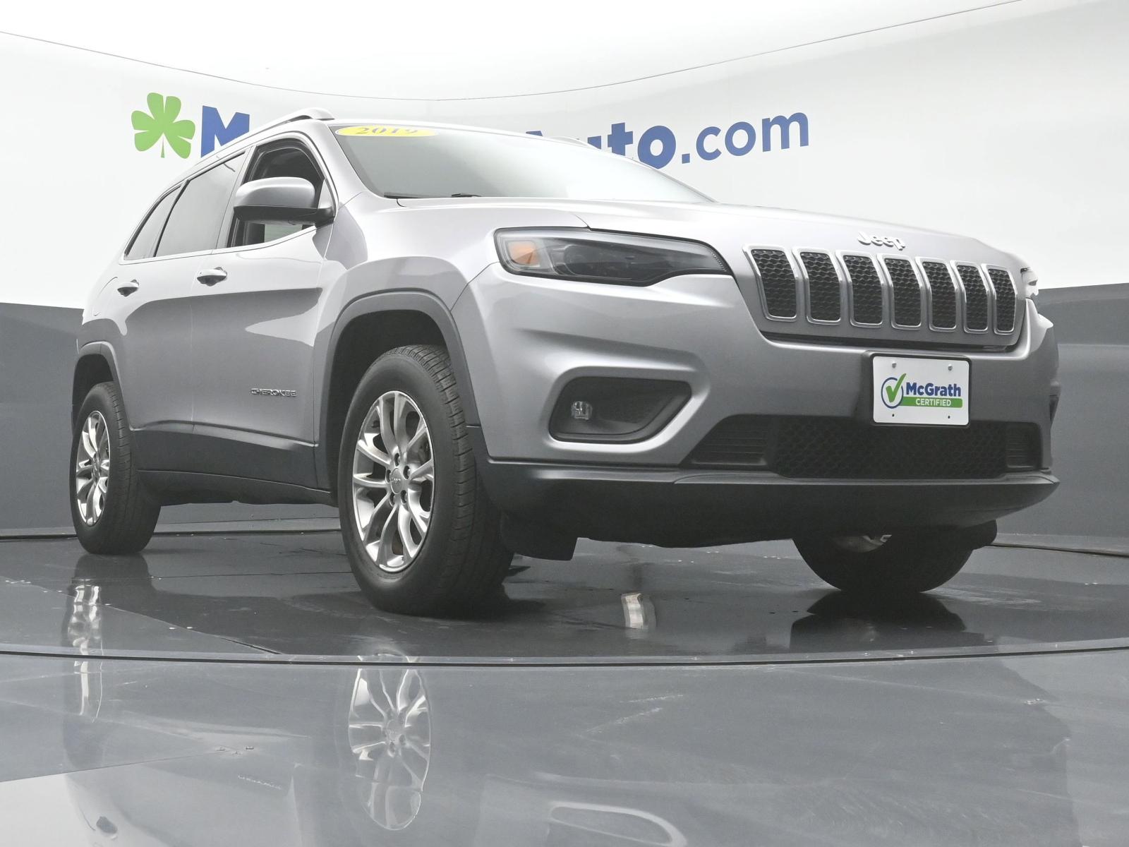 2019 Jeep Cherokee Vehicle Photo in Marion, IA 52302