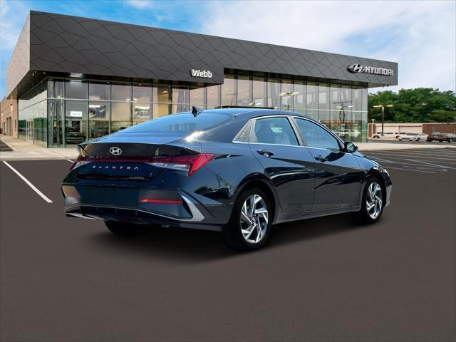 2024 Hyundai ELANTRA Vehicle Photo in Merrillville, IN 46410-5311