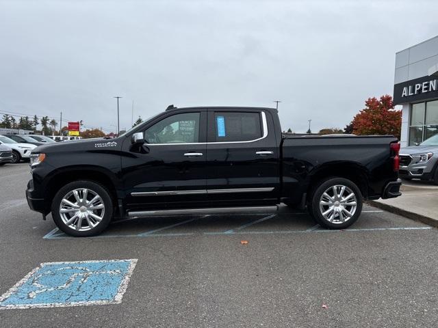 Used 2022 Chevrolet Silverado 1500 High Country with VIN 1GCUDJELXNZ524645 for sale in Alpena, MI