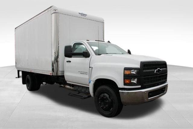 2023 Chevrolet Silverado 4500 Medium Duty Chassis Cab Vehicle Photo in Salem, OR 97301