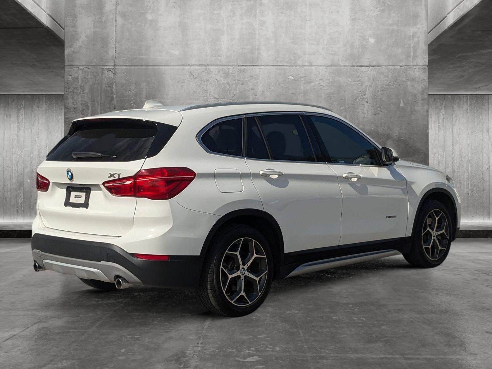 2018 BMW X1 xDrive28i Vehicle Photo in St. Petersburg, FL 33713