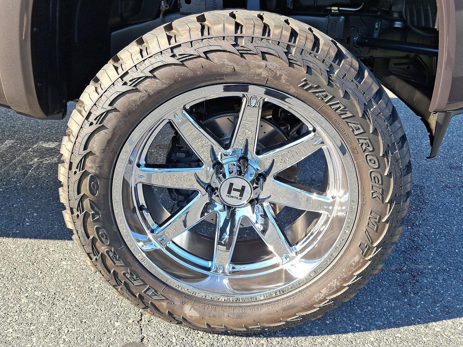 2015 Nissan Titan Vehicle Photo in BETHLEHEM, PA 18017-9401