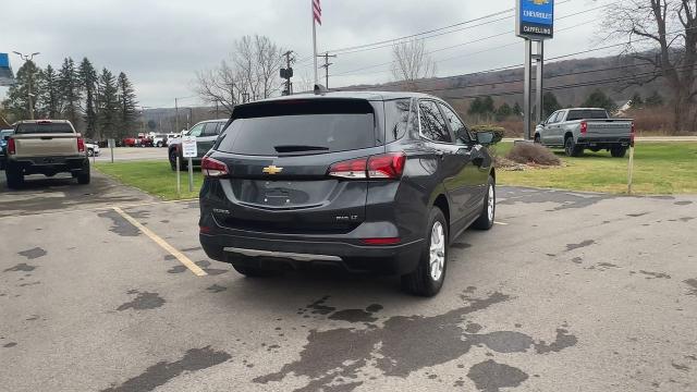 2022 Chevrolet Equinox Vehicle Photo in BOSTON, NY 14025-9684