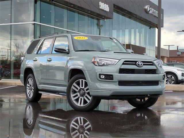 2022 Toyota 4Runner Vehicle Photo in Highland, IN 46322-2506