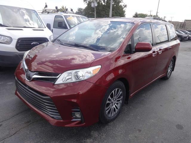 Used 2019 Toyota Sienna XLE Premium with VIN 5TDYZ3DC5KS999388 for sale in Eaton, OH