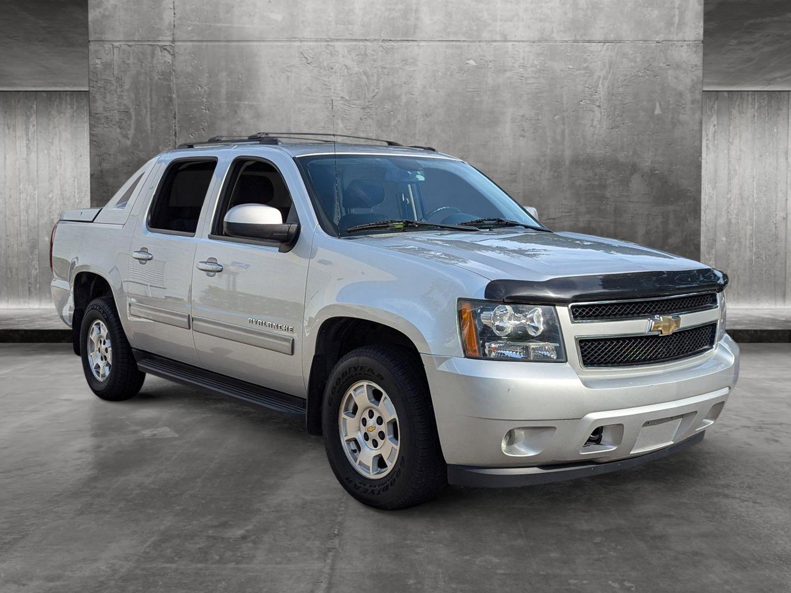 2011 Chevrolet Avalanche Vehicle Photo in West Palm Beach, FL 33417