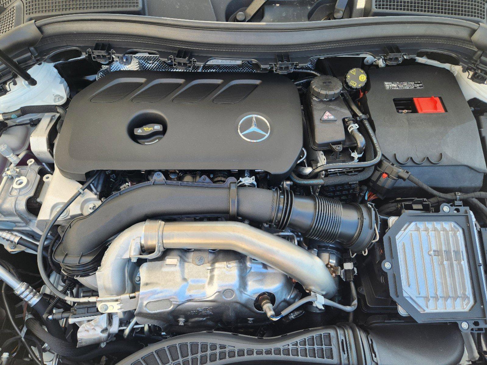 2025 Mercedes-Benz GLA Vehicle Photo in HOUSTON, TX 77079