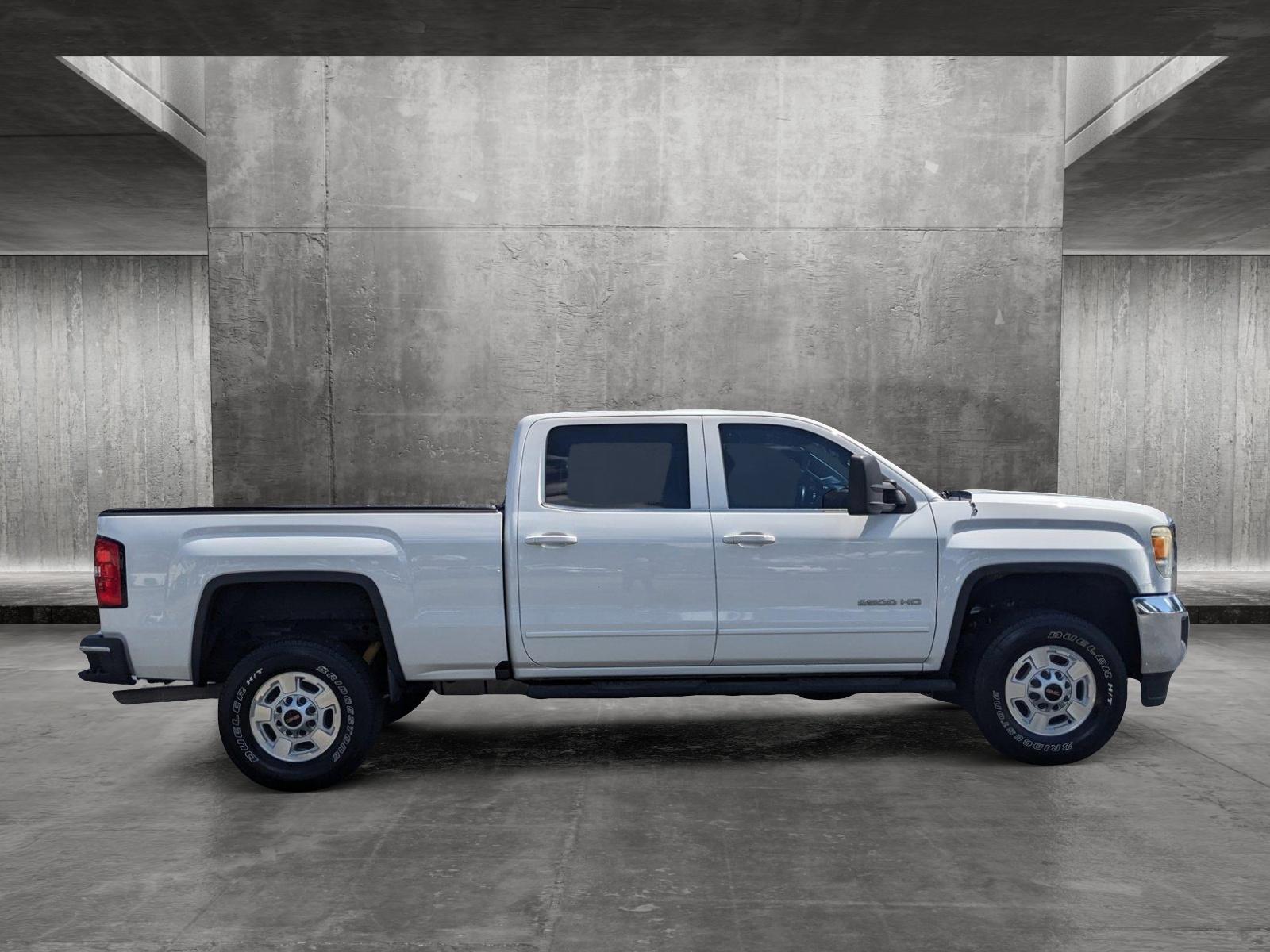 2016 GMC Sierra 2500HD Vehicle Photo in GREENACRES, FL 33463-3207