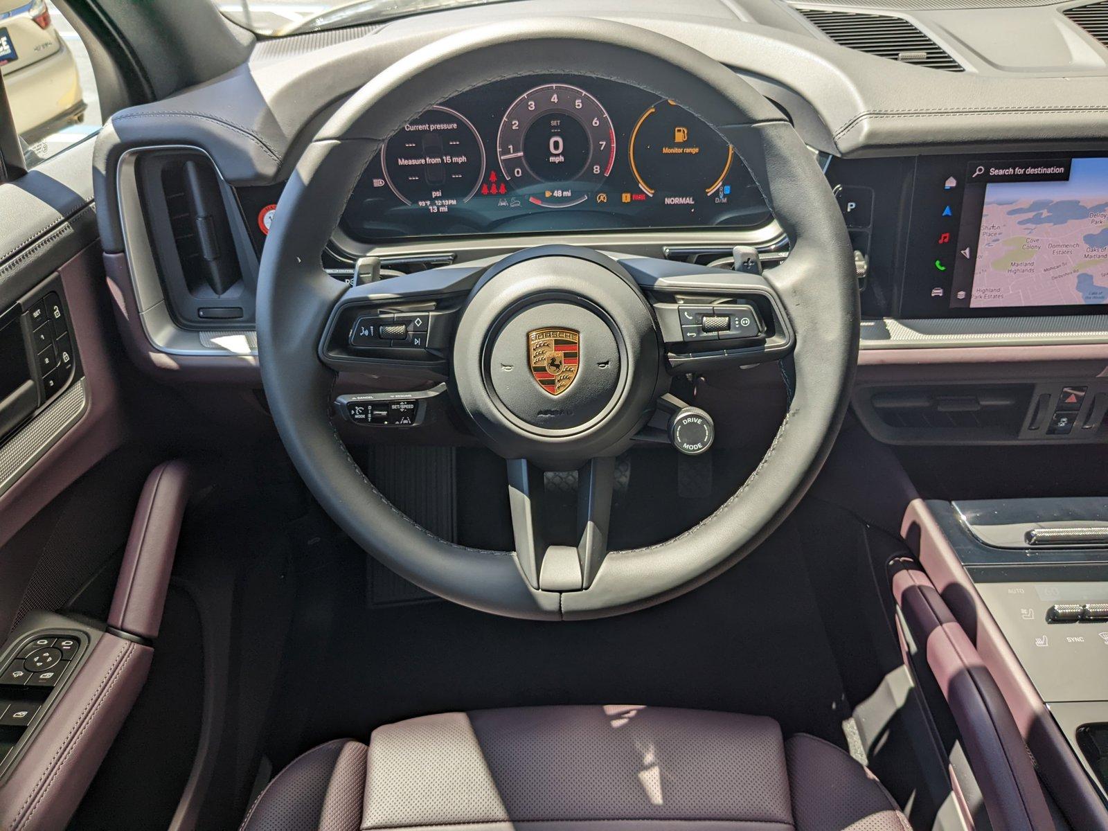 2024 Porsche Cayenne Vehicle Photo in Maitland, FL 32751