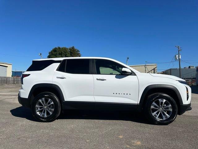 2025 Chevrolet Equinox Vehicle Photo in TUPELO, MS 38801-6508