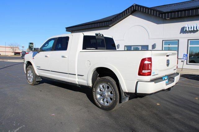 2022 Ram 3500 Vehicle Photo in MILES CITY, MT 59301-5791