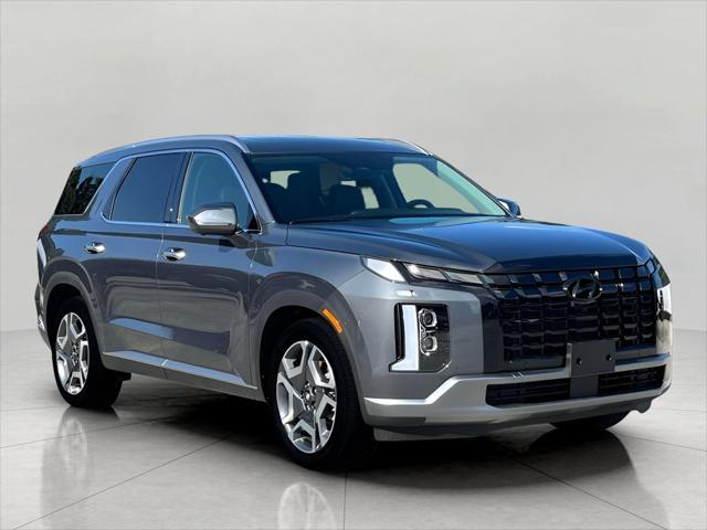 2025 Hyundai PALISADE Vehicle Photo in Green Bay, WI 54304