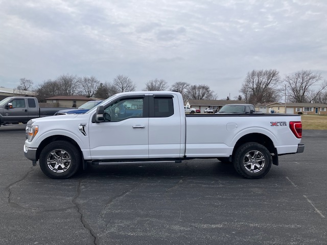 Used 2021 Ford F-150 XLT with VIN 1FTFX1E83MKE13857 for sale in Pontiac, IL