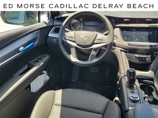 2025 Cadillac XT5 Vehicle Photo in DELRAY BEACH, FL 33483-3294