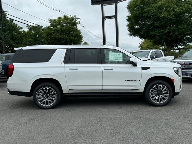 2024 GMC Yukon XL Vehicle Photo in LOWELL, MA 01852-4336