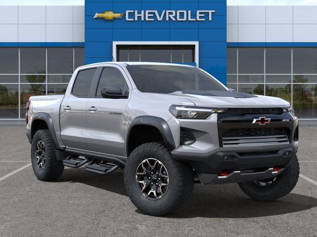 2024 Chevrolet Colorado Vehicle Photo in VALENCIA, CA 91355-1705