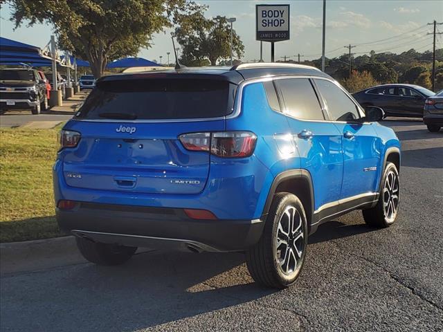 2023 Jeep Compass Vehicle Photo in DENTON, TX 76210-9321