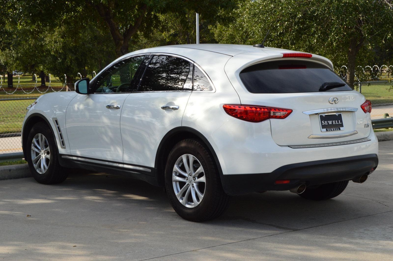 2010 INFINITI FX35 Vehicle Photo in Houston, TX 77090