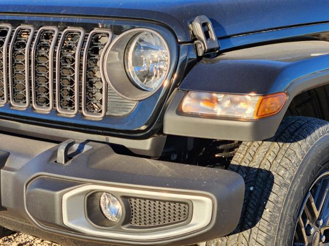 2024 Jeep Gladiator Vehicle Photo in Cleburne, TX 76033