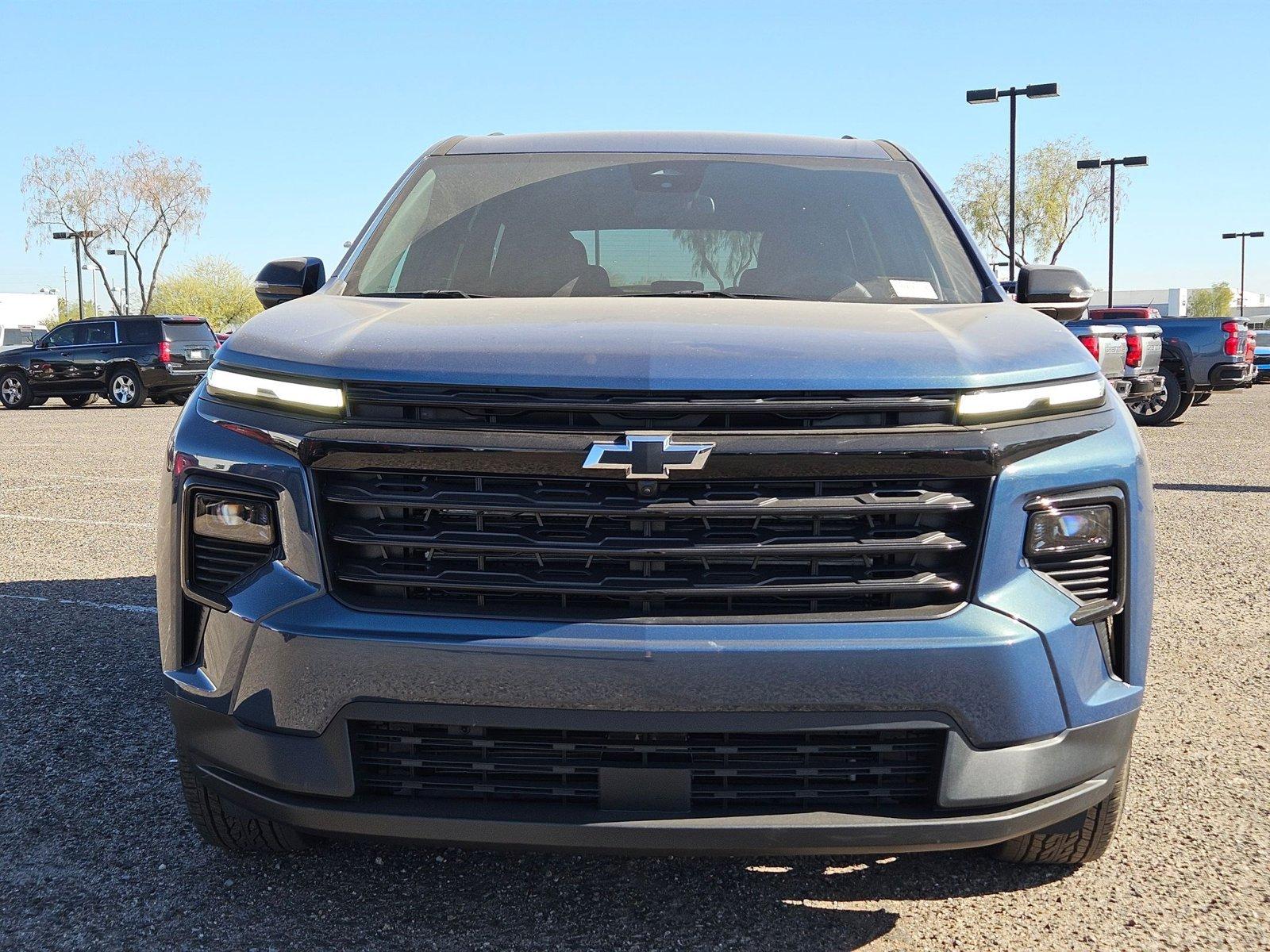 2025 Chevrolet Traverse Vehicle Photo in PEORIA, AZ 85382-3715