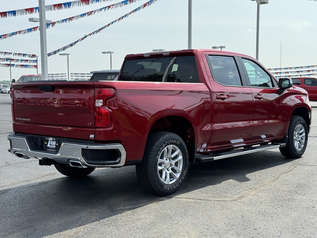 2024 Chevrolet Silverado 1500 Vehicle Photo in BOONVILLE, IN 47601-9633