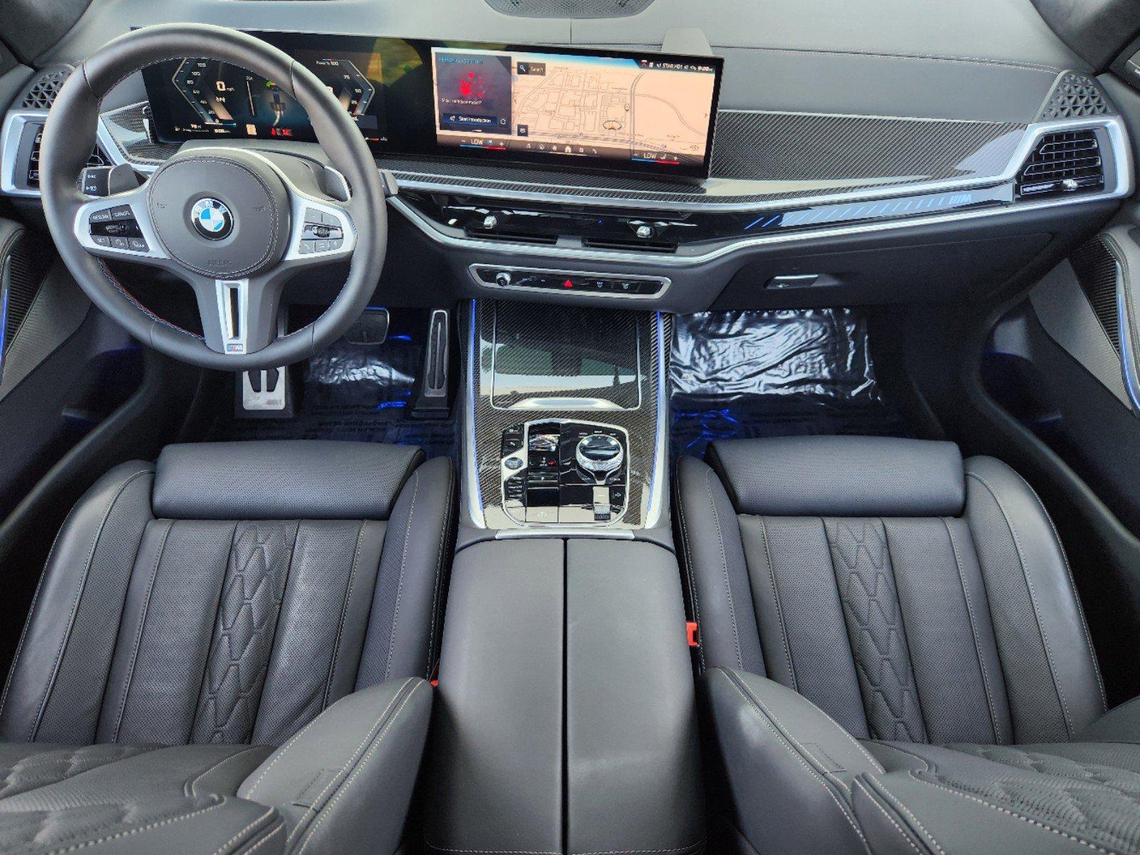 2024 BMW X7 M60i Vehicle Photo in PLANO, TX 75024