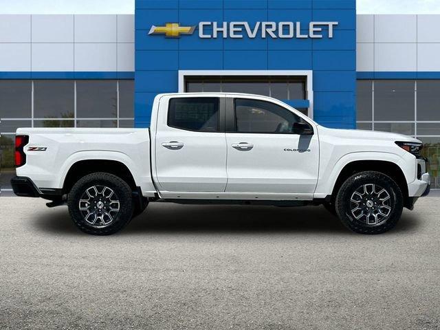 2024 Chevrolet Colorado Vehicle Photo in RIVERSIDE, CA 92504-4106