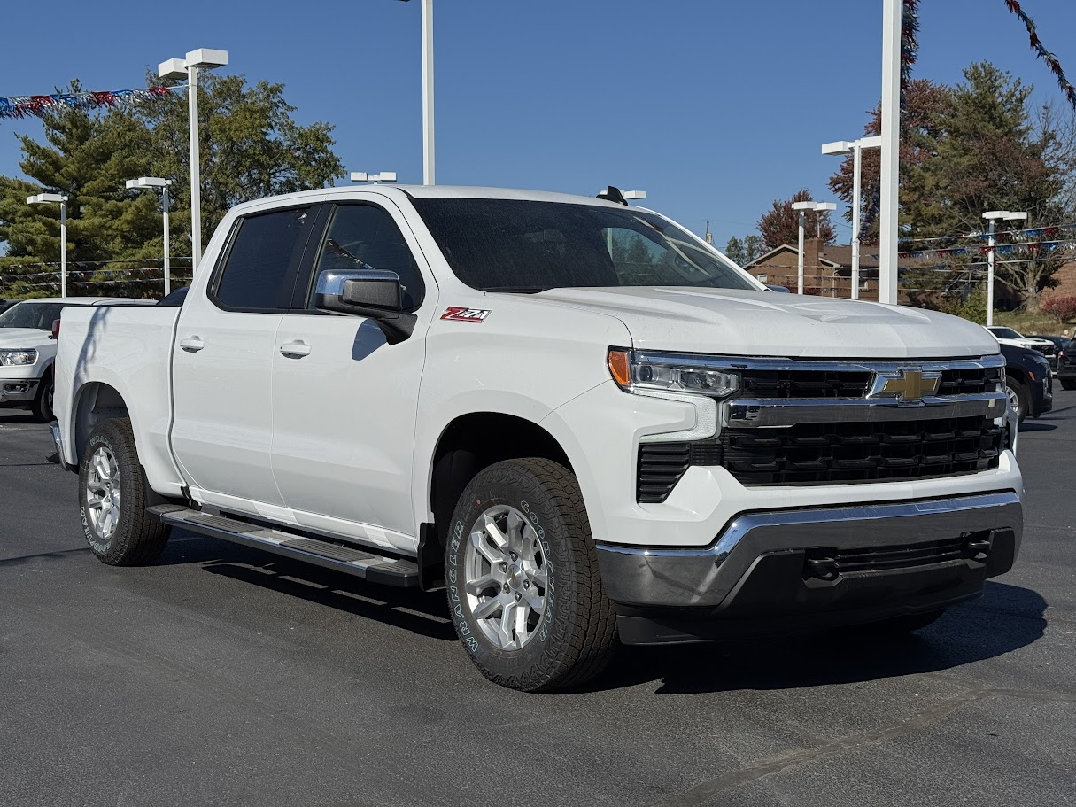 2025 Chevrolet Silverado 1500 Vehicle Photo in BOONVILLE, IN 47601-9633