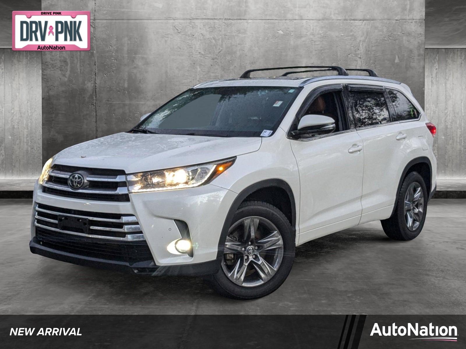 2019 Toyota Highlander Vehicle Photo in Coconut Creek, FL 33073