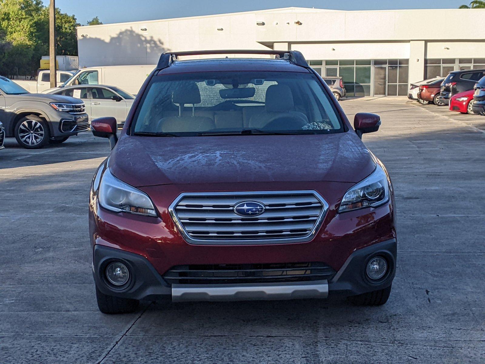 2017 Subaru Outback Vehicle Photo in PEMBROKE PINES, FL 33024-6534