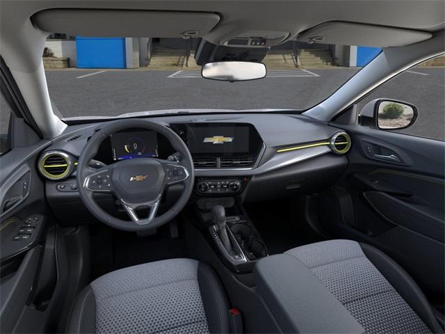 2025 Chevrolet Trax Vehicle Photo in GRAND BLANC, MI 48439-8139