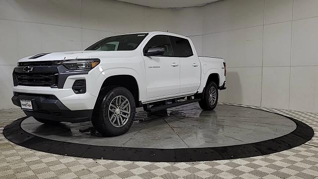 2024 Chevrolet Colorado Vehicle Photo in JOLIET, IL 60435-8135