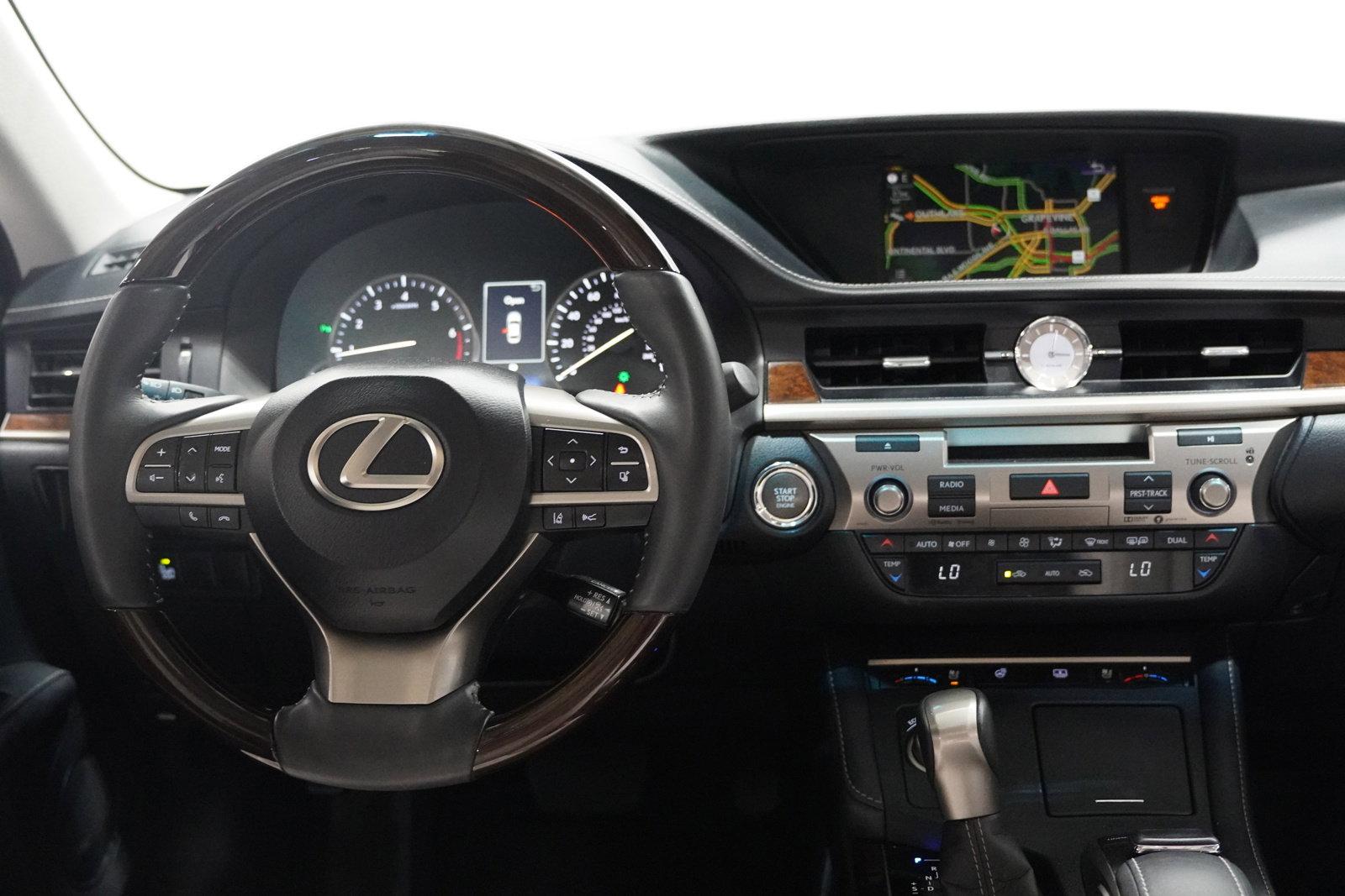 2017 Lexus ES 350 Vehicle Photo in GRAPEVINE, TX 76051