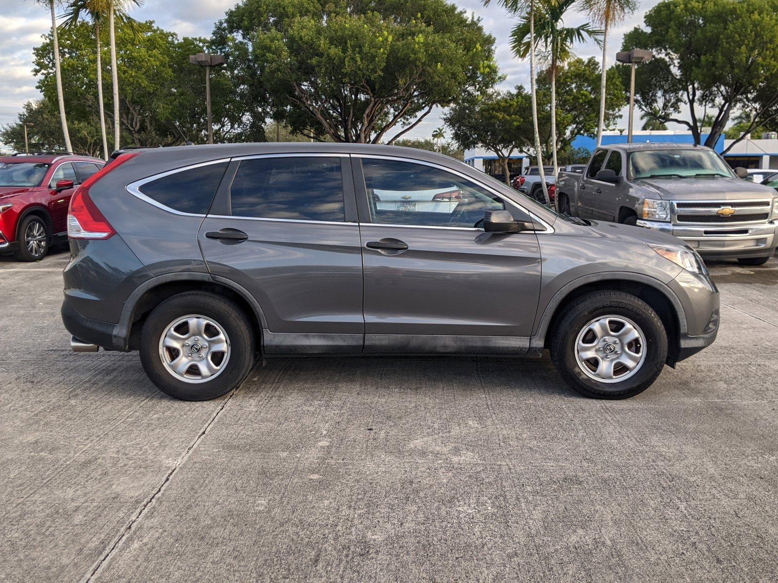 2014 Honda CR-V Vehicle Photo in PEMBROKE PINES, FL 33024-6534